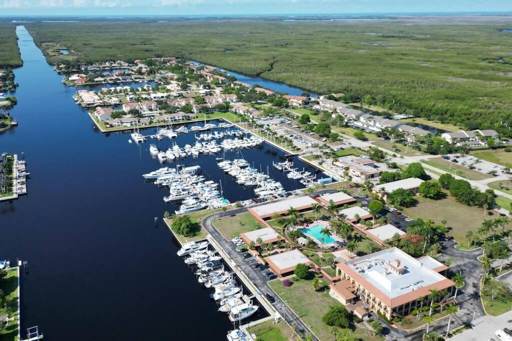 Apartament Marina Getaway On The Water! Naples Zewnętrze zdjęcie